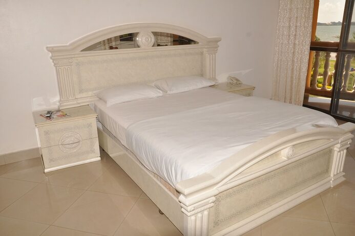 Imagen de la habitación del Hotel Sienna Beach. Foto 19