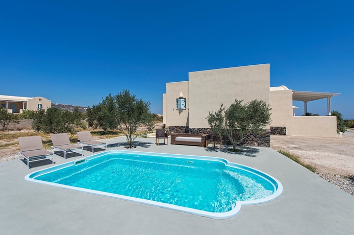 Imagen de la piscina del Hotel Sienna Eco Resort. Foto 16