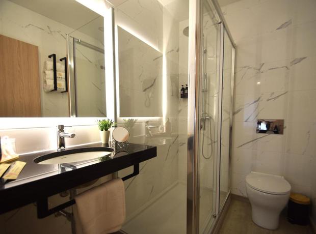 Imagen de la habitación del Hotel Sienna. Foto 2