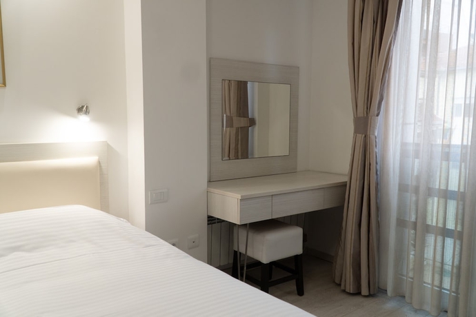 Imagen de la habitación del Hotel Sienna Residence. Foto 11