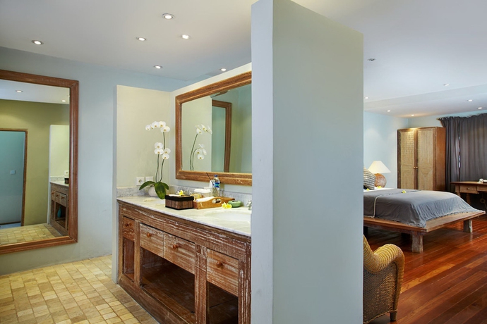 Imagen de la habitación del Hotel Sienna Villas Seminyak. Foto 7