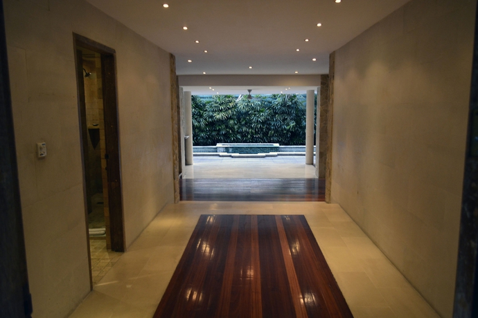 Imagen de los interiores del Hotel Sienna Villas Seminyak. Foto 14