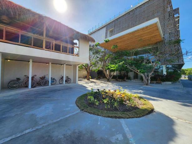 Imagen de los exteriores del Hotel Siente Tulum. Foto 21