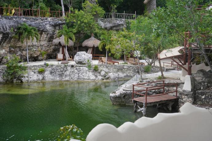 Imagen de la piscina del Hotel Siente Tulum. Foto 30