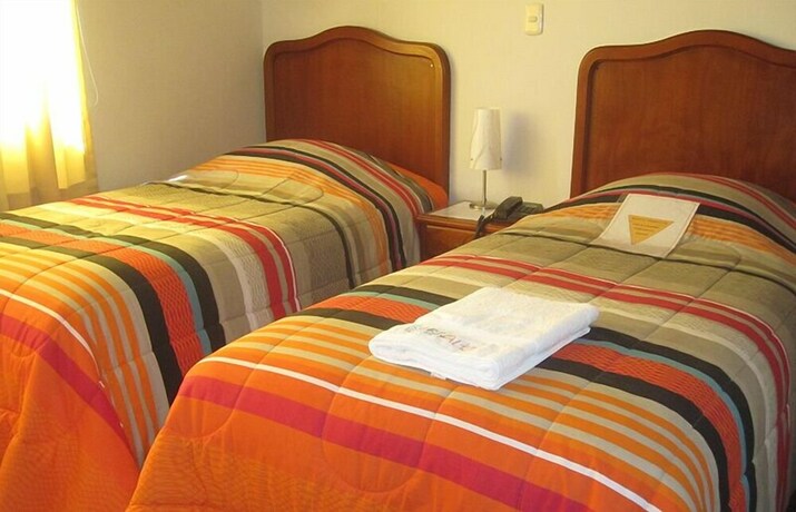 Imagen de la habitación del Hotel Sierra Alta Espinar. Foto 29