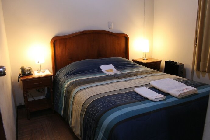 Imagen de la habitación del Hotel Sierra Alta Espinar. Foto 31