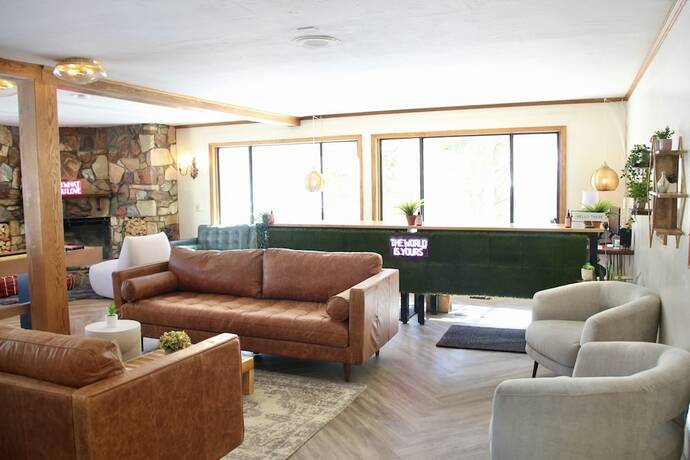 Imagen general del Hotel Sierra Blue and Swim Club. Foto 1