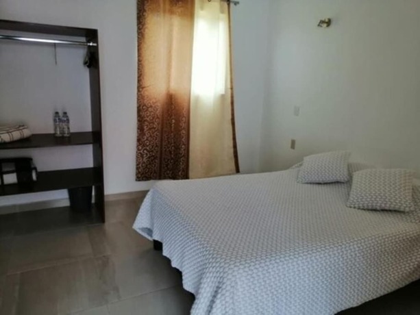 Imagen de la habitación del Hotel Sierra Bonita. Foto 18