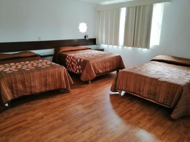 Imagen de la habitación del Hotel Sierra Bonita. Foto 19