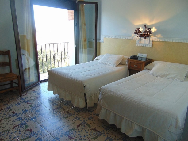 Imagen de la habitación del Hotel Sierra De Araceli. Foto 13