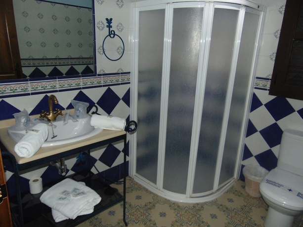 Imagen de la habitación del Hotel Sierra De Araceli. Foto 17