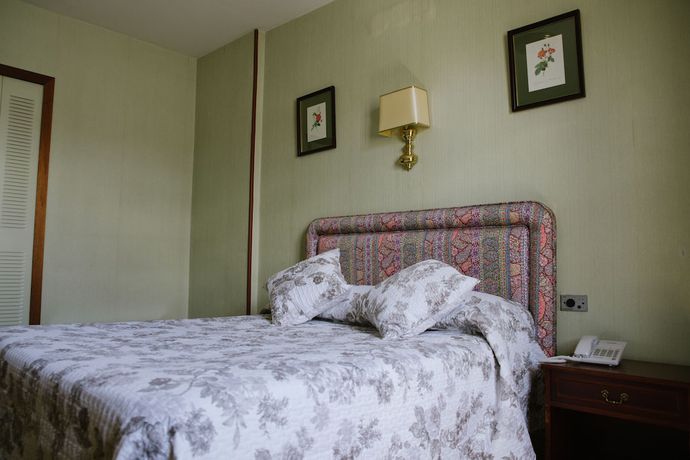 Imagen de la habitación del Hotel Sierra De Aracena. Foto 16