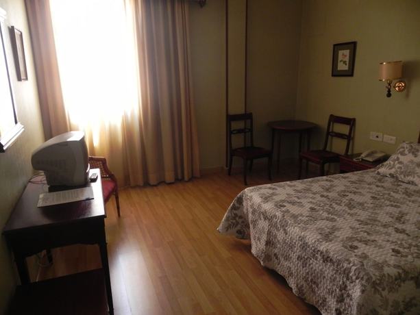 Imagen de la habitación del Hotel Sierra De Aracena. Foto 17