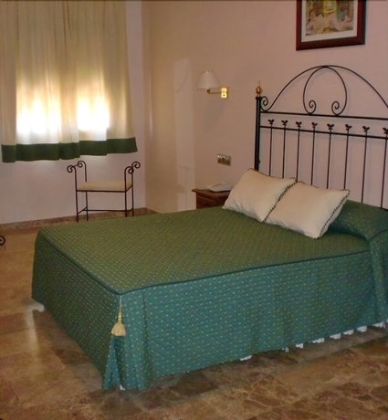 Imagen de la habitación del Hotel Sierra De Quesada. Foto 8