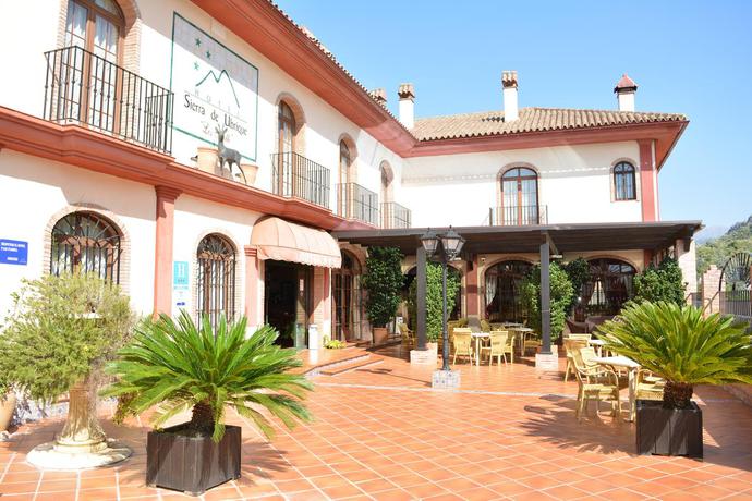 Imagen general del Hotel Sierra De Ubrique. Foto 18