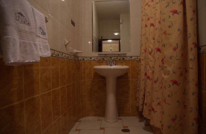 Imagen de la habitación del Hotel Sierra Dorada. Foto 3
