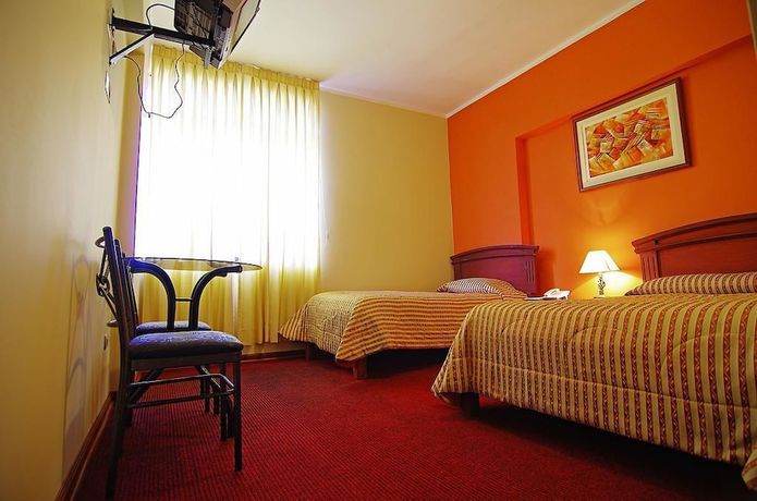 Imagen de la habitación del Hotel Sierra Dorada. Foto 13