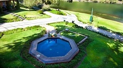 Imagen de la piscina del Hotel Sierra Lago. Foto 8