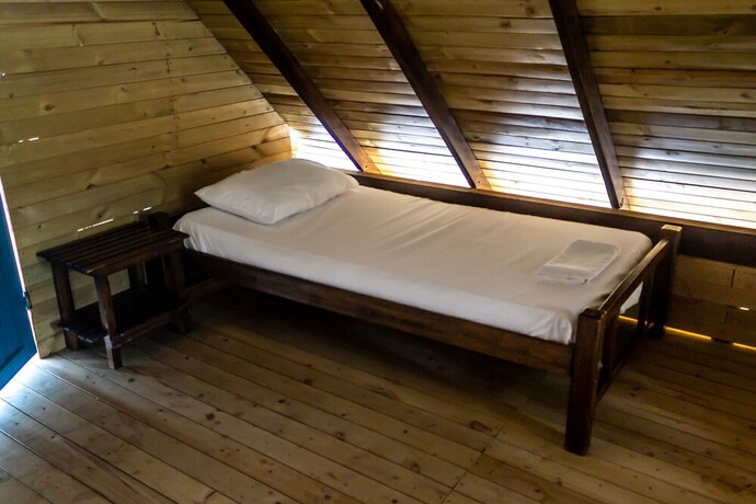 Imagen de la habitación del Hotel Sierra Lim&oacute;n Caba&ntilde;as Club. Foto 20