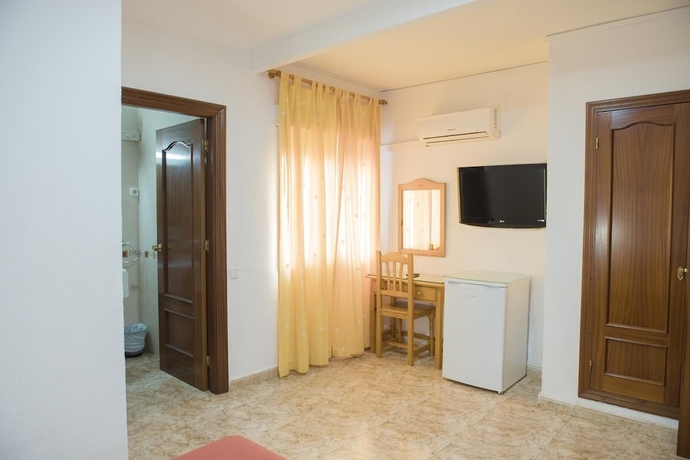 Imagen de la habitación del Hotel Sierra Mar. Foto 15