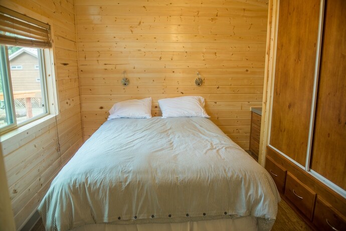 Imagen de la habitación del Hotel Sierra Meadows. Foto 12