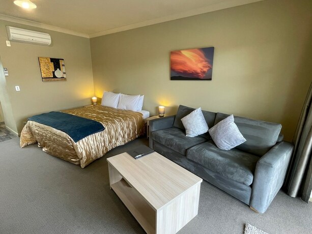 Imagen de la habitación del Hotel Sierra Motel. Foto 16