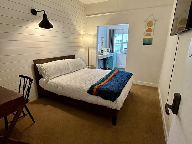 Imagen de la habitación del Hotel Sierra Motor Lodge. Foto 14