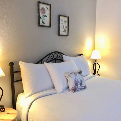 Imagen de la habitación del Hotel Sierra Mountain Inn. Foto 13