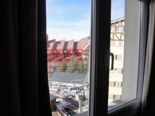 Imagen general del Hotel Sierra Nevada Rent Superior. Foto 3