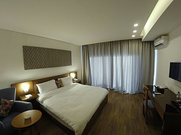 Imagen de la habitación del Hotel Sierra Palms Resort. Foto 14