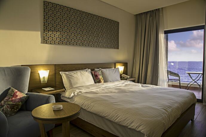 Imagen de la habitación del Hotel Sierra Palms Resort. Foto 17