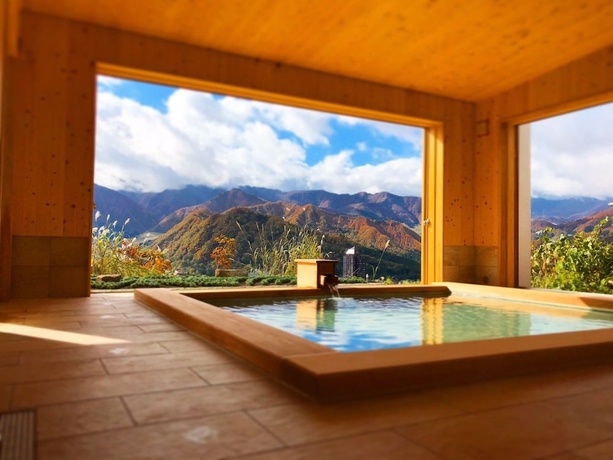 Imagen de la piscina del Hotel Sierra Resort Yuzawa. Foto 16