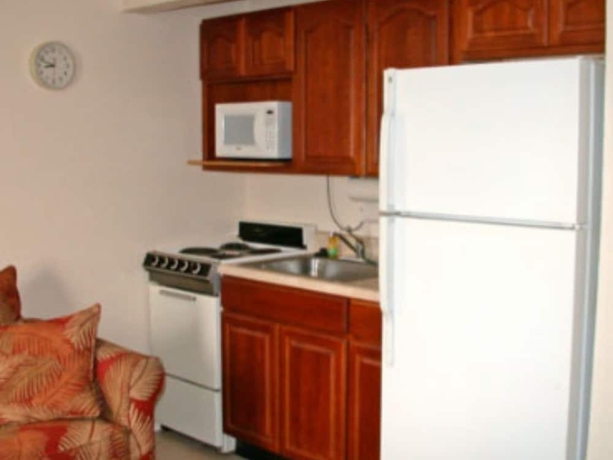 Imagen de la habitación del Hotel Sierra Suites. Foto 2