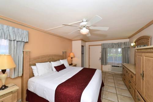 Imagen de la habitación del Hotel Siesta Beach Resort & Suites Tiki & Pool. Foto 9