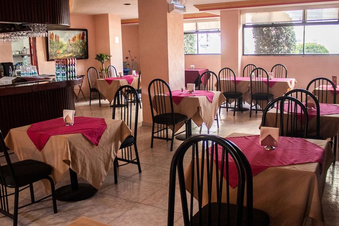 Imagen del bar/restaurante del Hotel Siesta Del Sur. Foto 2