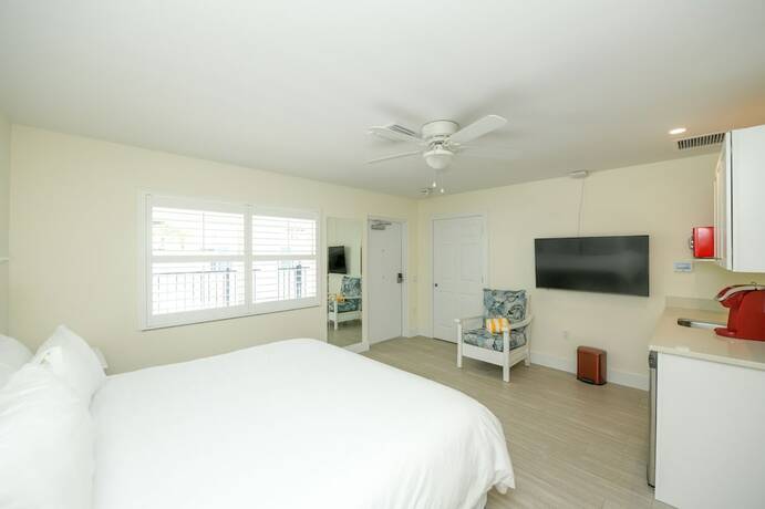 Imagen de la habitación del Hotel Siesta Key Beach Resort And Suites. Foto 19