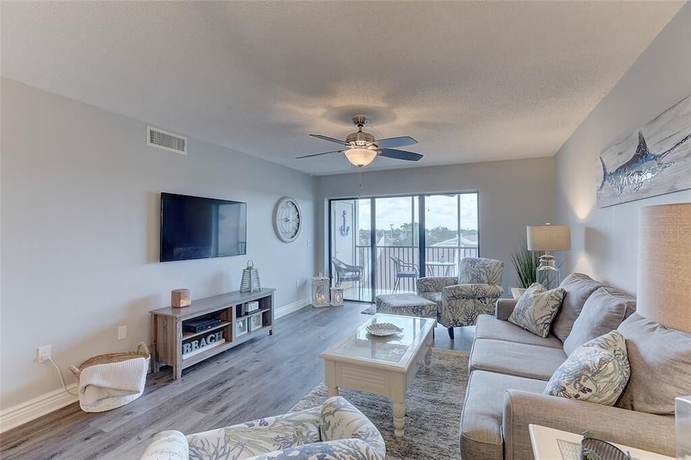 Imagen de la habitación del Hotel Siesta Key. Foto 13
