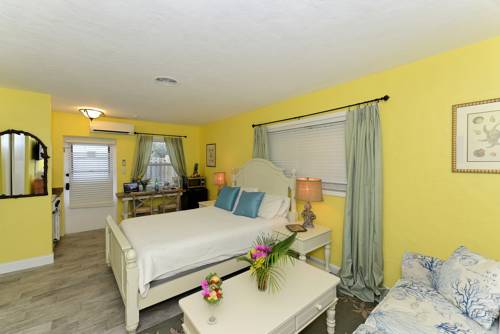 Imagen de la habitación del Hotel Siesta Key Palms Resort. Foto 3