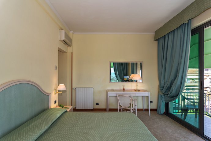 Imagen de la habitación del Hotel Siesta, Lido Di Camaiore. Foto 10