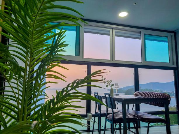 Imagen de los interiores del Hotel Siesta, Namhae-Gun. Foto 14