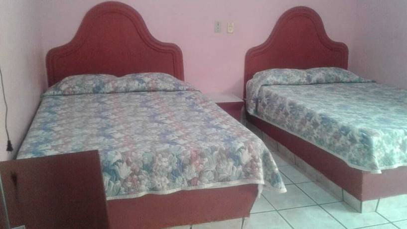 Imagen de la habitación del Hotel Siesta Santuario. Foto 4