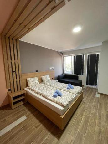 Imagen general del Hotel Siesta Srebrno Jezero. Foto 7