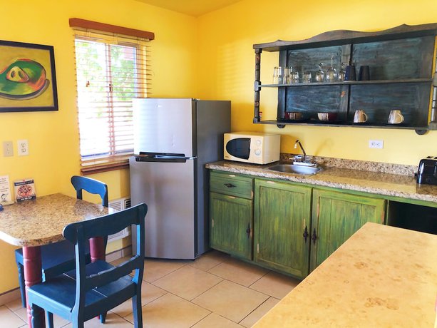 Imagen de la habitación del Hotel Siesta Suites Boutique. Foto 15
