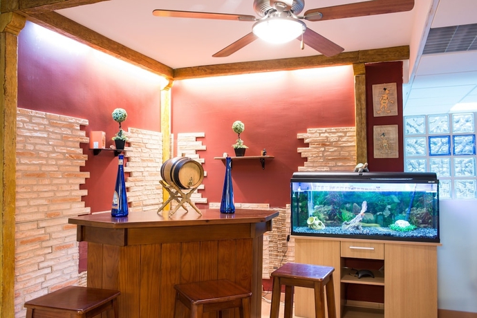 Imagen de los interiores del Hotel Siesta Suites. Foto 14