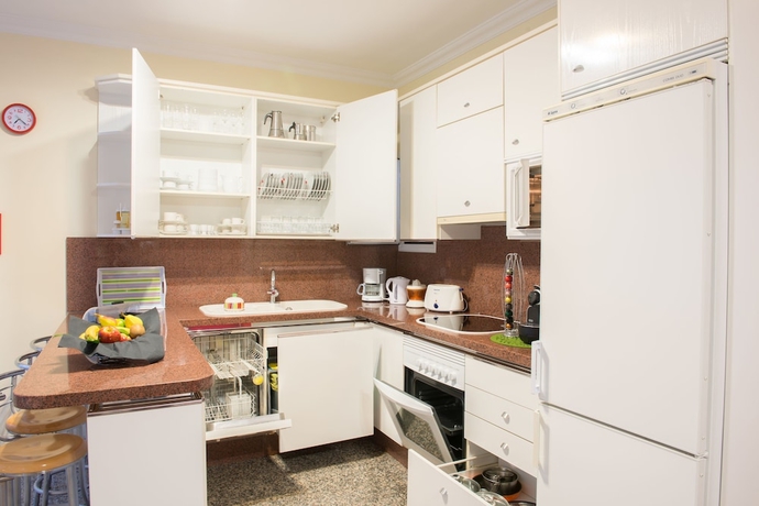 Imagen de la habitación del Hotel Siesta Suites. Foto 8