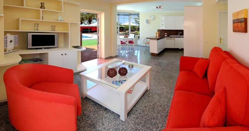 Imagen de la habitación del Hotel Siesta Suites. Foto 9