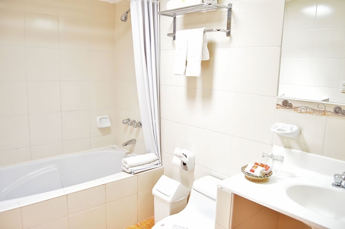 Imagen de la habitación del Hotel Siete Ventanas. Foto 15