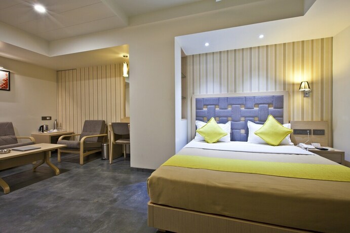 Imagen de la habitación del Hotel Sifat International. Foto 8