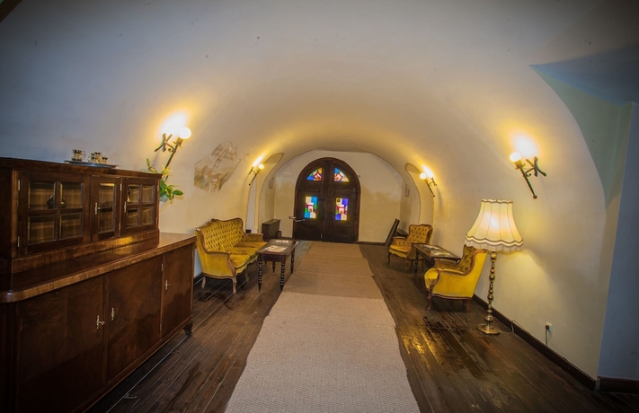 Imagen de los interiores del Hotel Sighisoara. Foto 19