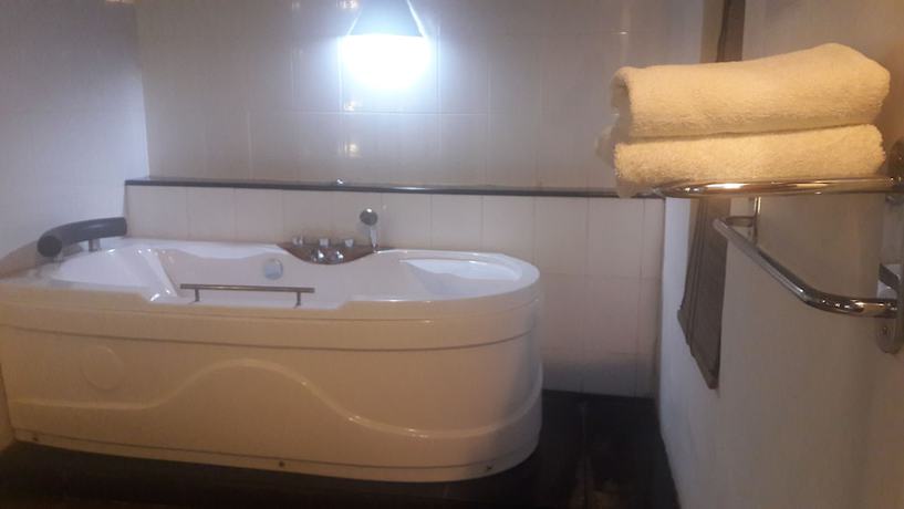 Imagen de la habitación del Hotel Sigiriana Resort by Thilanka. Foto 7